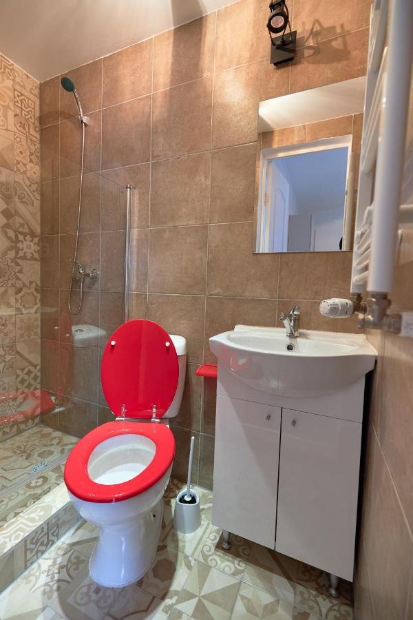 Stanford Apartments Gara De Nord ブカレスト エクステリア 写真